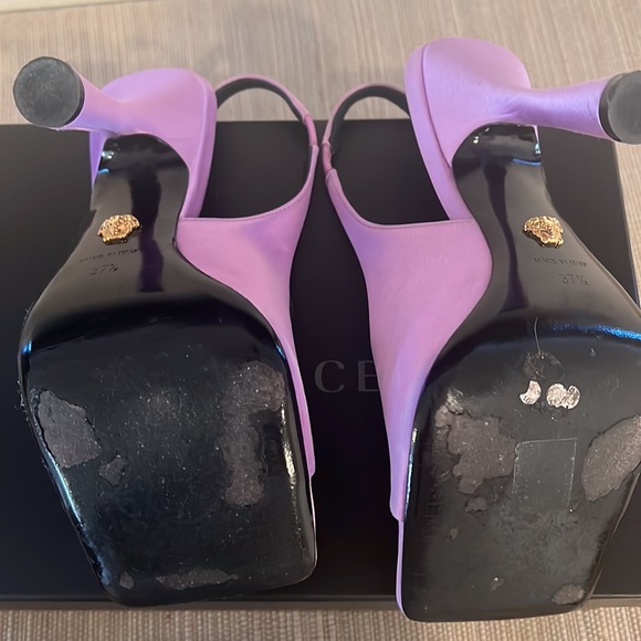 Versace shoes - Picture 8 of 9